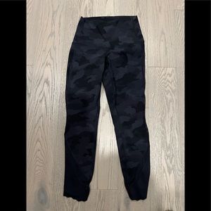 Black camo lululemon pants - new without tags. Never worn !